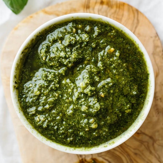 Cheese and Herb Pesto / Pesto de Queso y Hierbas
