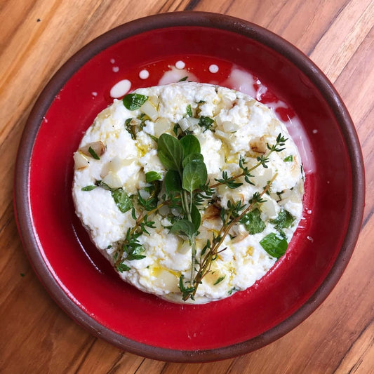 Fresh Made Raw Cheese / Queso crudo